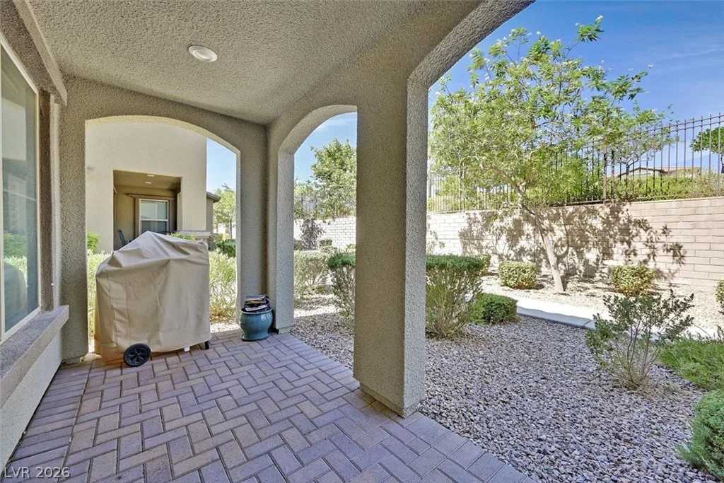 97 Lomita Heights, Las Vegas, NV 89138