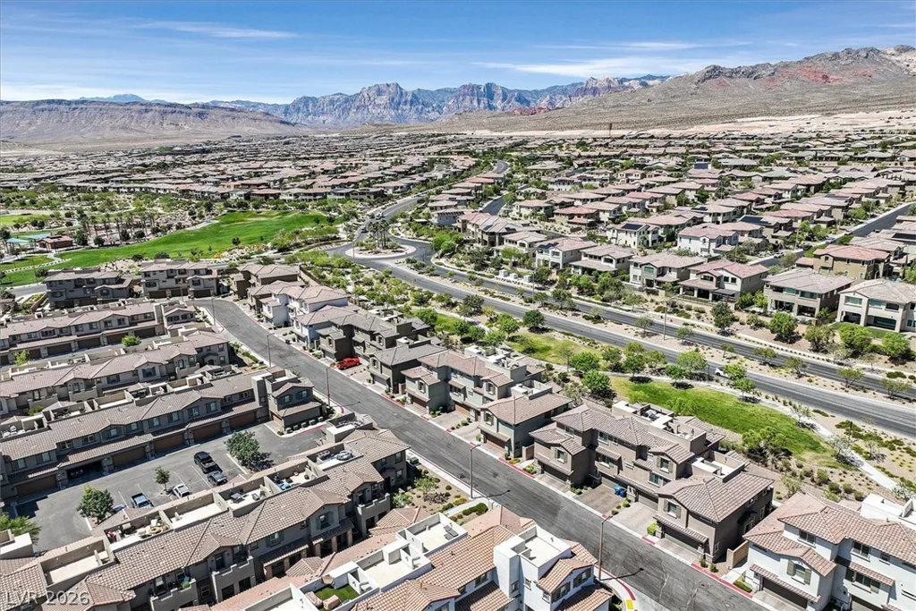 97 Lomita Heights, Las Vegas, NV 89138