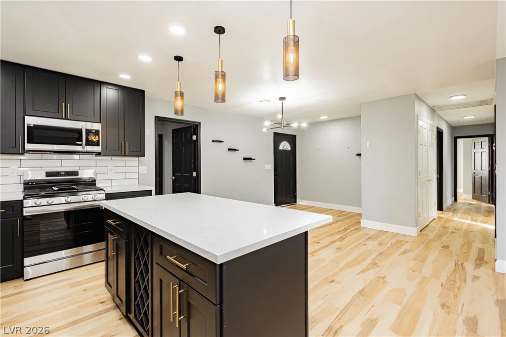 241 Princess Ann, Henderson, NV 89015