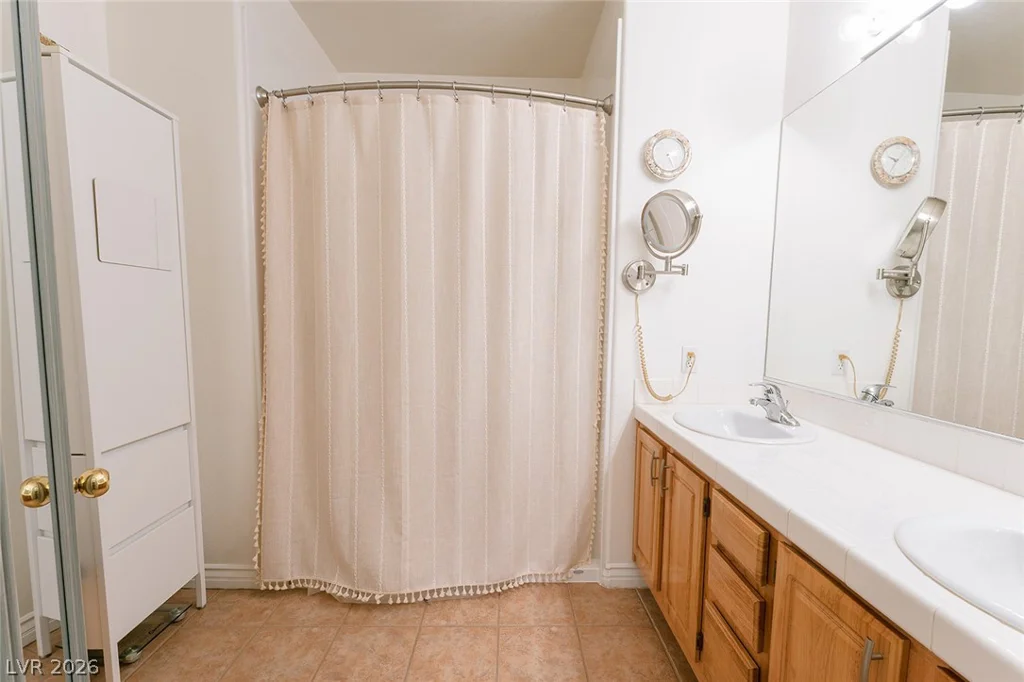 4920 Black Bear, Las Vegas, NV 89149