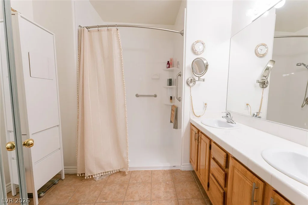 4920 Black Bear, Las Vegas, NV 89149