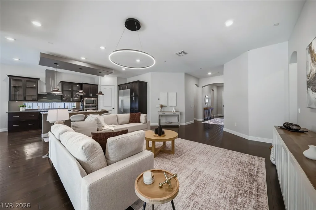 125 Mirage View, Henderson, NV 89011