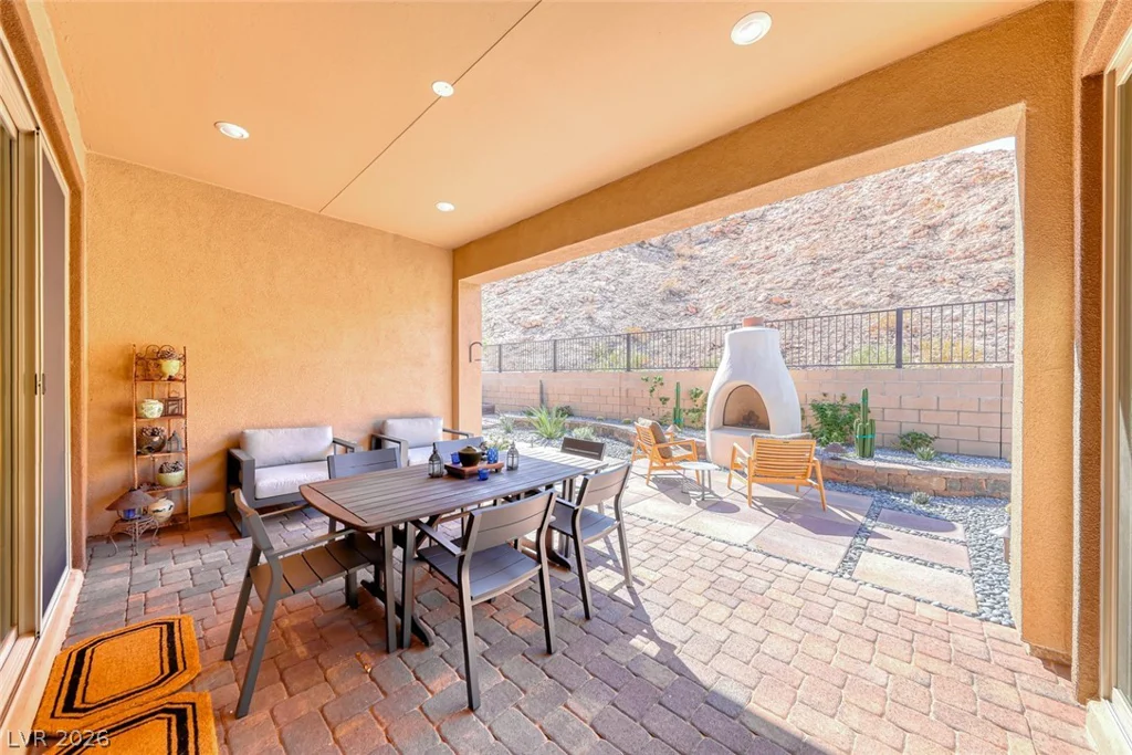 125 Mirage View, Henderson, NV 89011