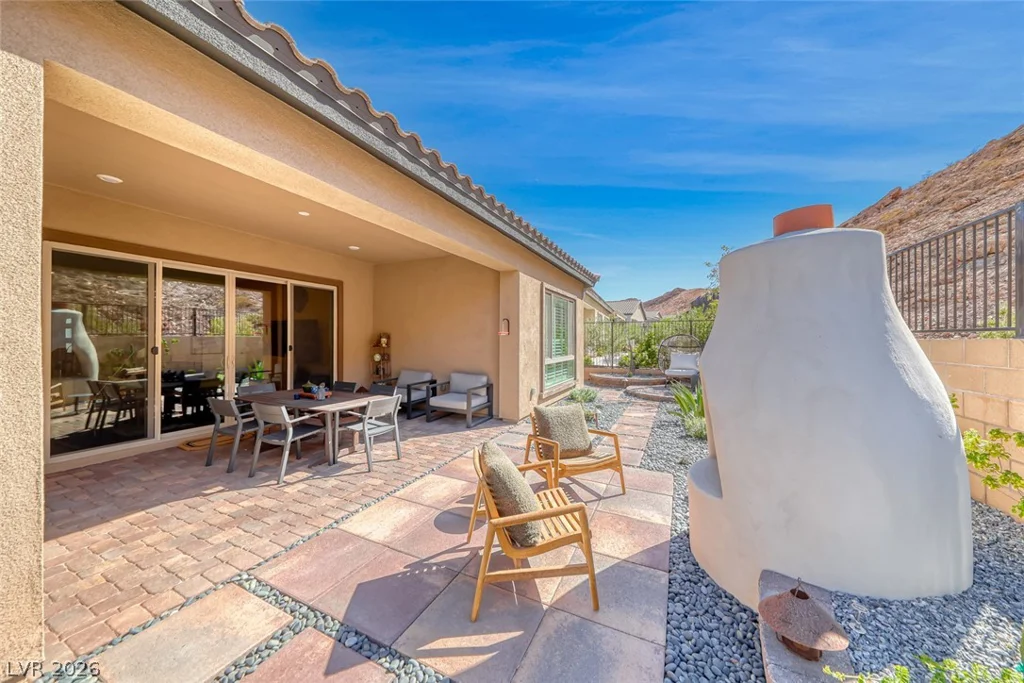 125 Mirage View, Henderson, NV 89011