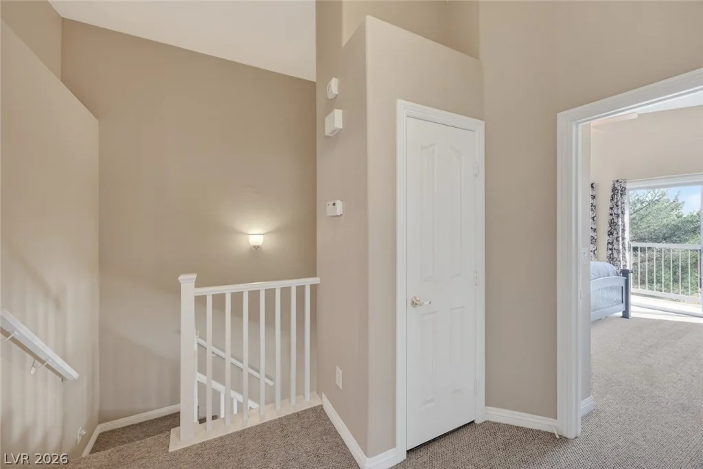 8725 Traveling Breeze, Las Vegas, NV 89178