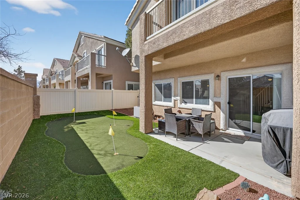 8725 Traveling Breeze, Las Vegas, NV 89178