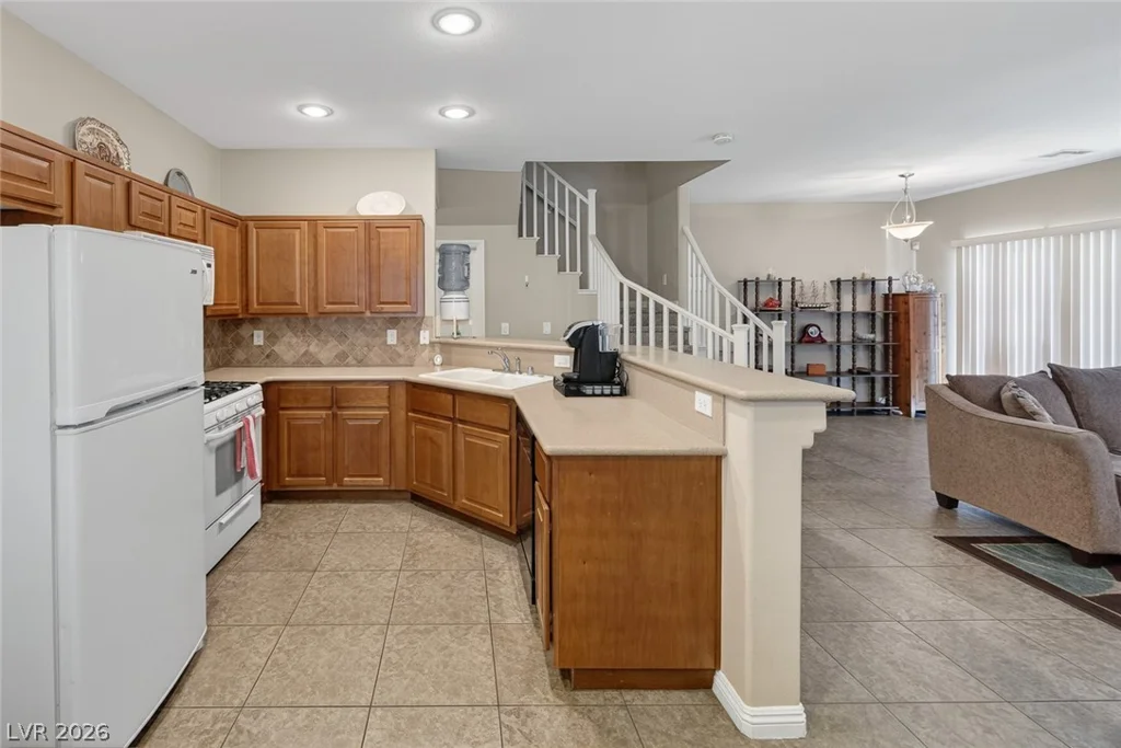 8725 Traveling Breeze, Las Vegas, NV 89178
