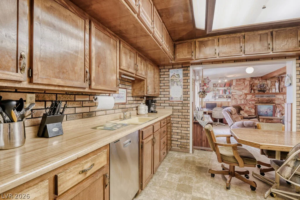 1512 Mojave, Las Vegas, NV 89101