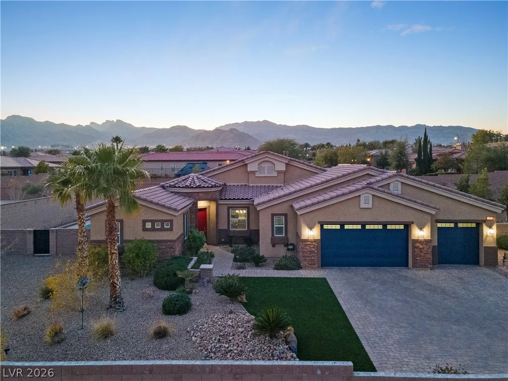 5565 Grand Canyon, Las Vegas, NV 89149