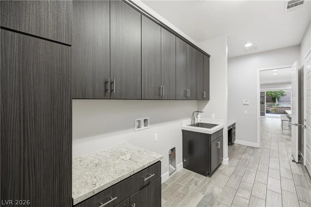 5565 Grand Canyon, Las Vegas, NV 89149