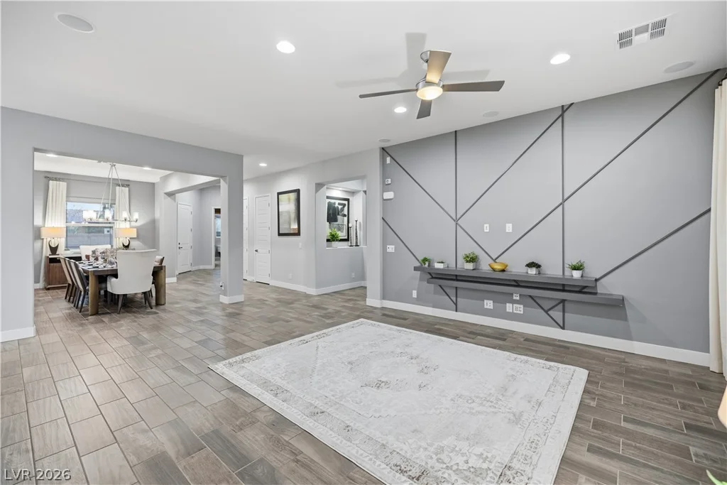 5565 Grand Canyon, Las Vegas, NV 89149