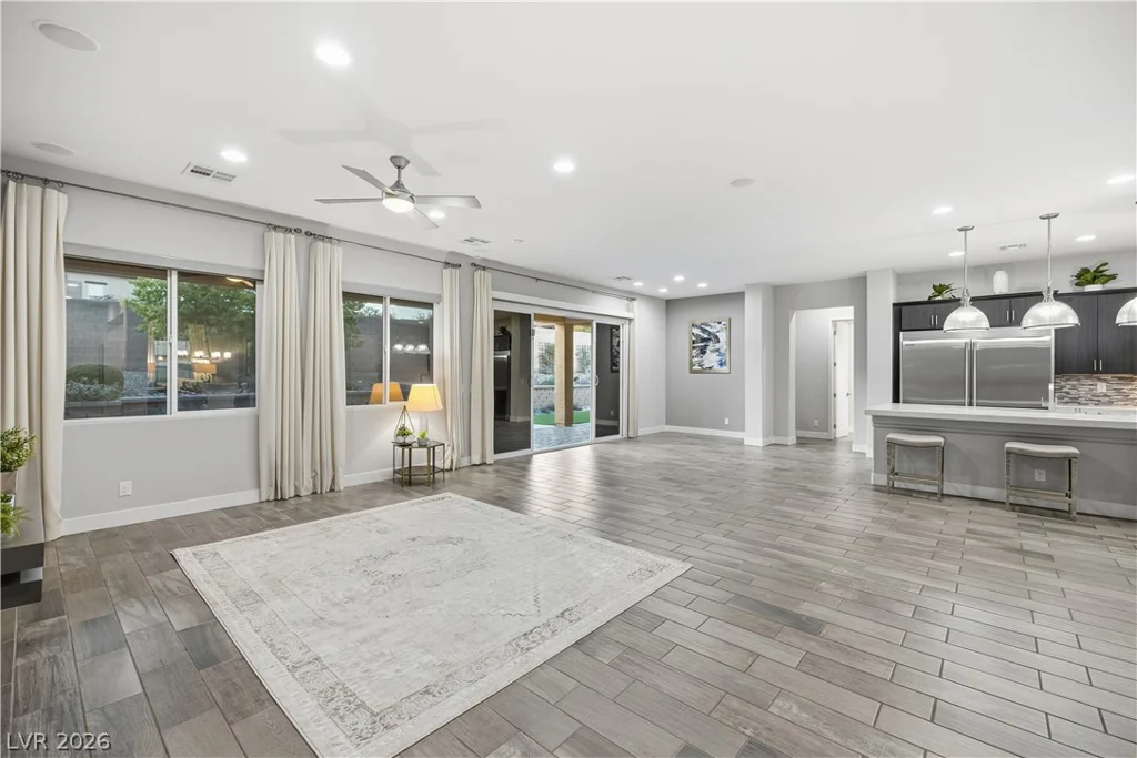 5565 Grand Canyon, Las Vegas, NV 89149