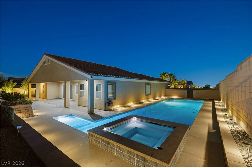 5565 Grand Canyon, Las Vegas, NV 89149