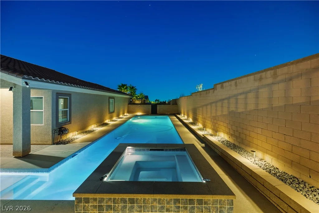 5565 Grand Canyon, Las Vegas, NV 89149