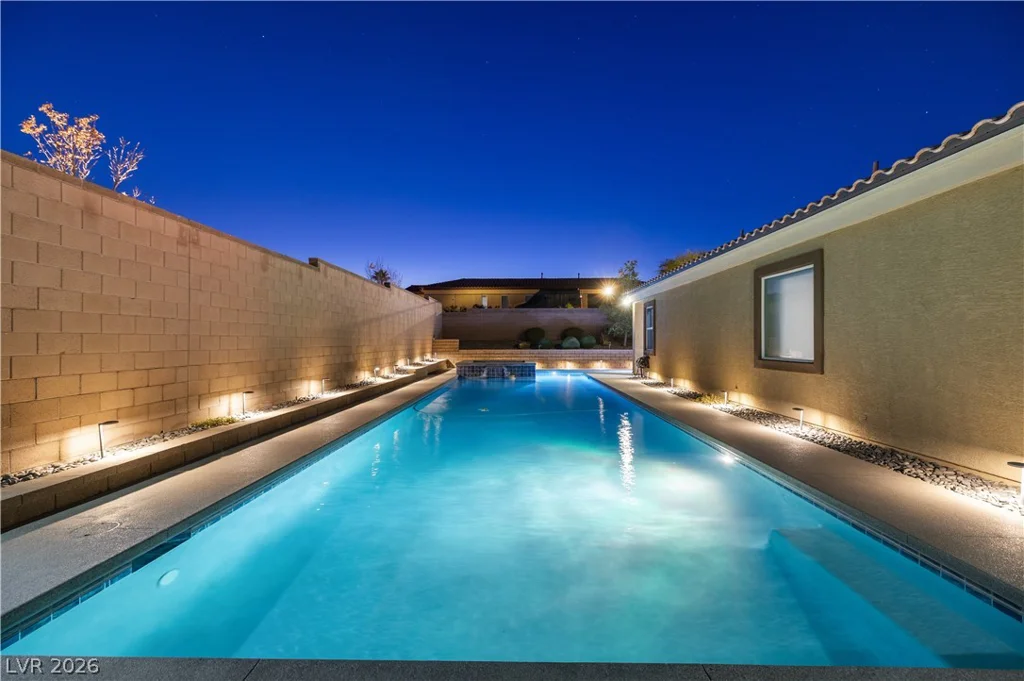 5565 Grand Canyon, Las Vegas, NV 89149