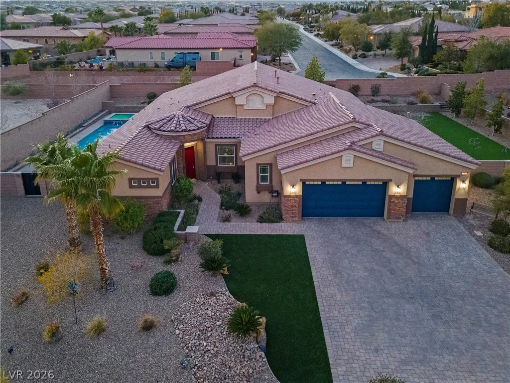 5565 Grand Canyon, Las Vegas, NV 89149