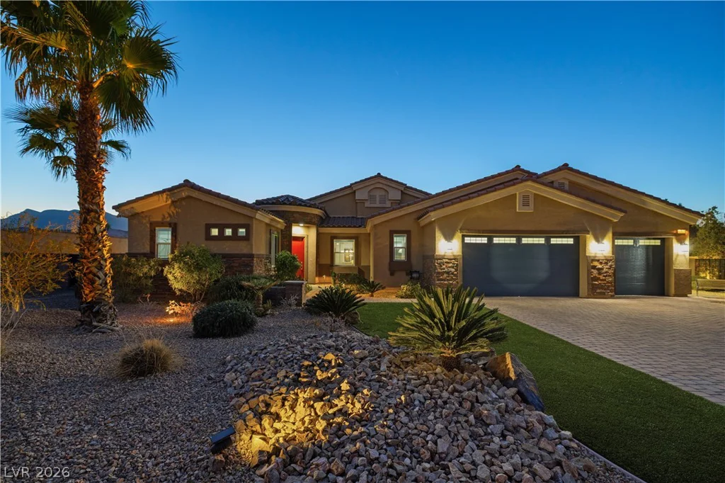 5565 Grand Canyon, Las Vegas, NV 89149