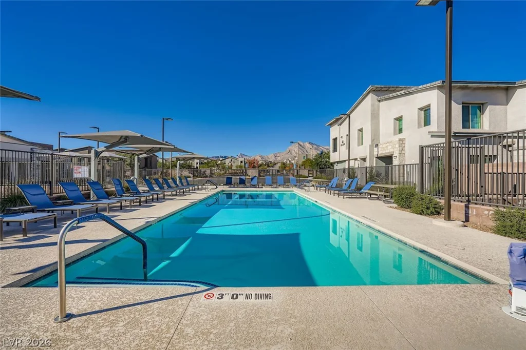 600 Carriage Hill, Las Vegas, NV 89138
