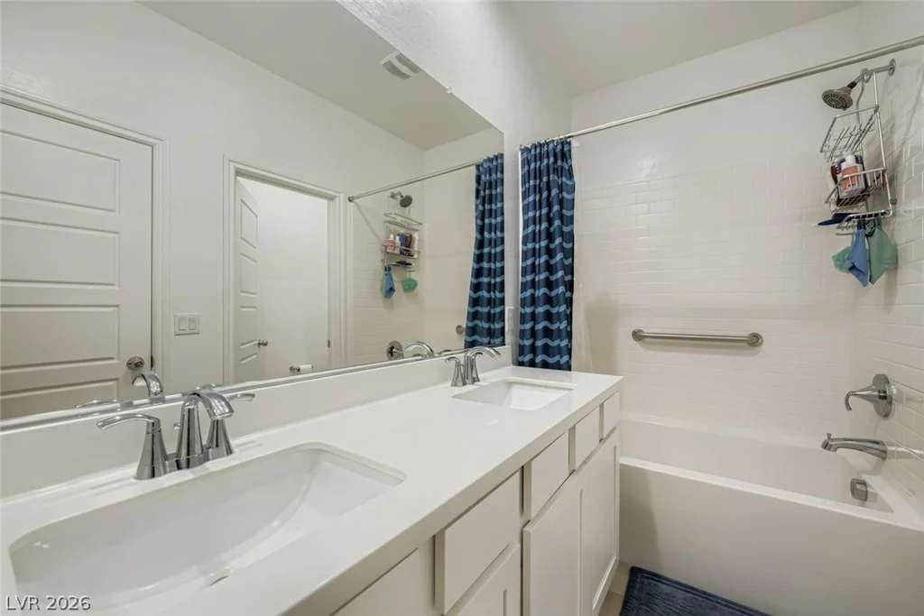 600 Carriage Hill, Las Vegas, NV 89138