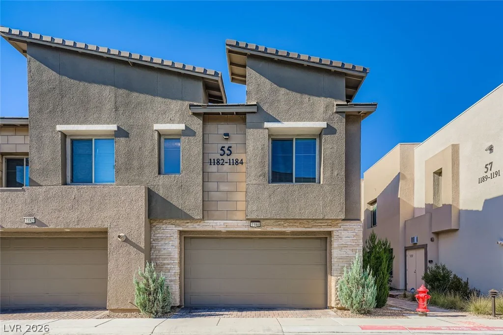 600 Carriage Hill, Las Vegas, NV 89138