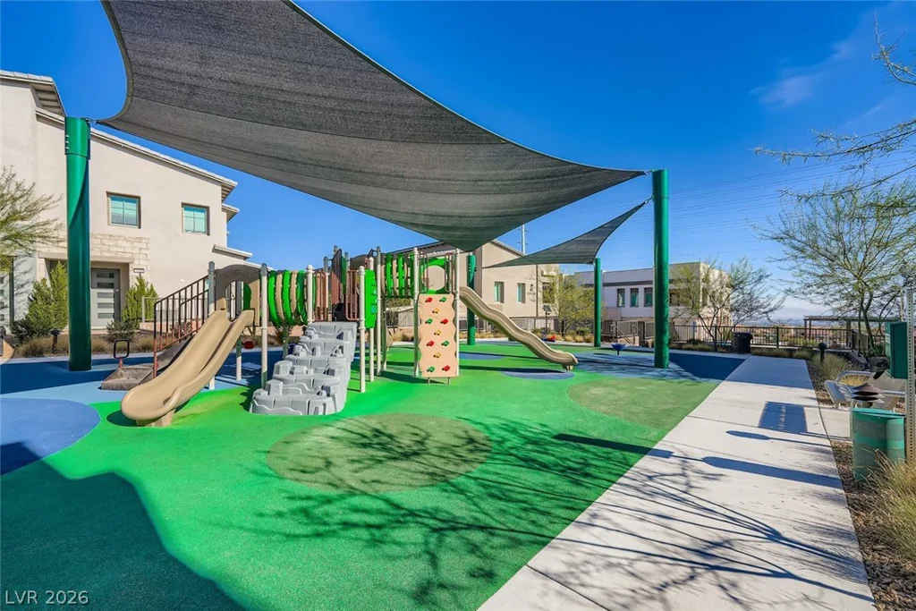 600 Carriage Hill, Las Vegas, NV 89138