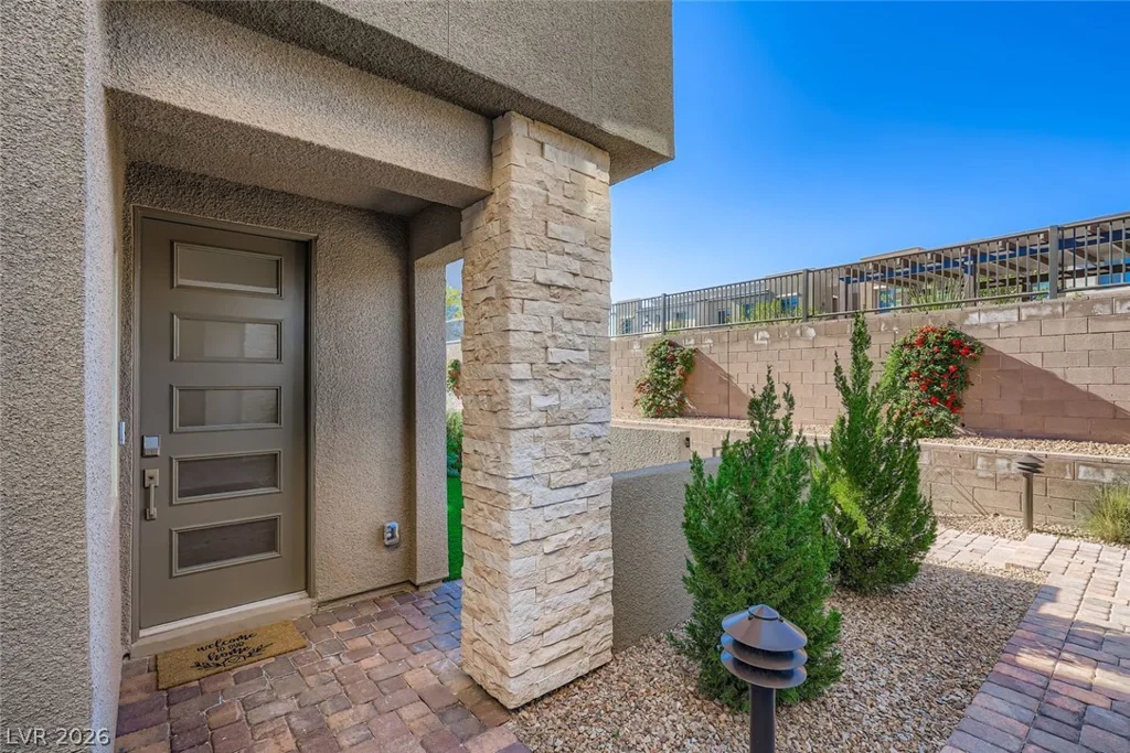 600 Carriage Hill, Las Vegas, NV 89138