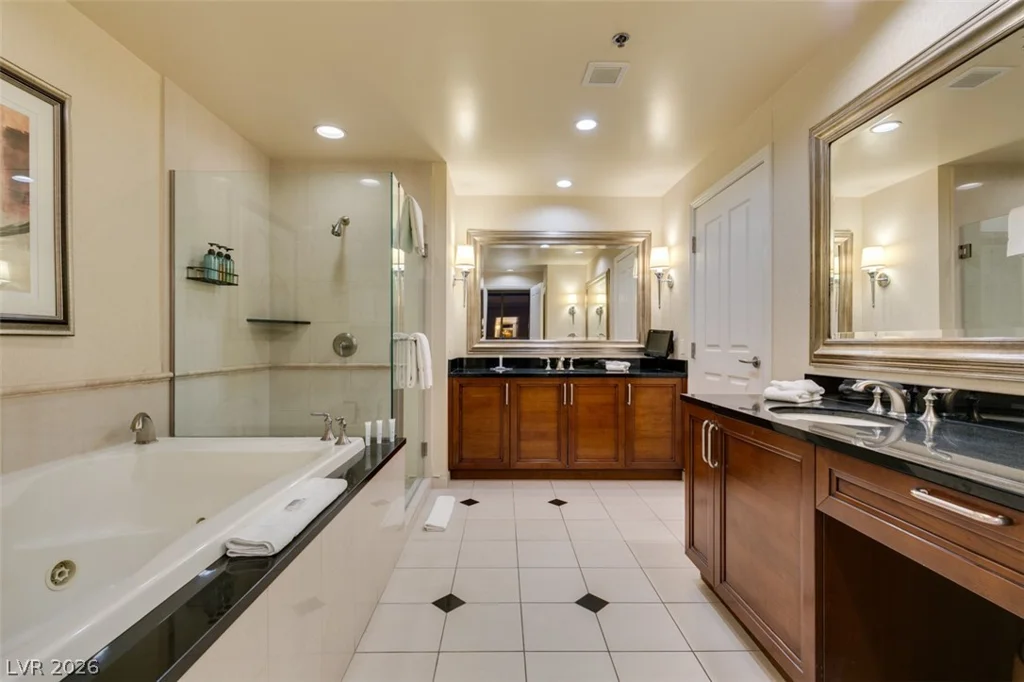 145 HARMON, Las Vegas, NV 89109