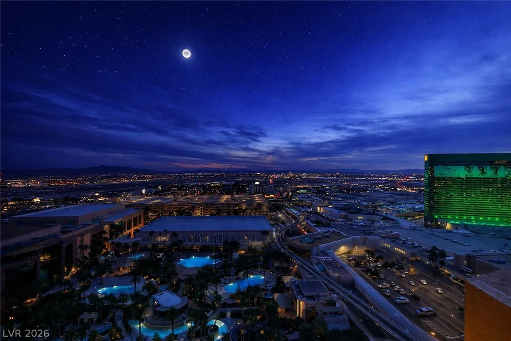 145 HARMON, Las Vegas, NV 89109