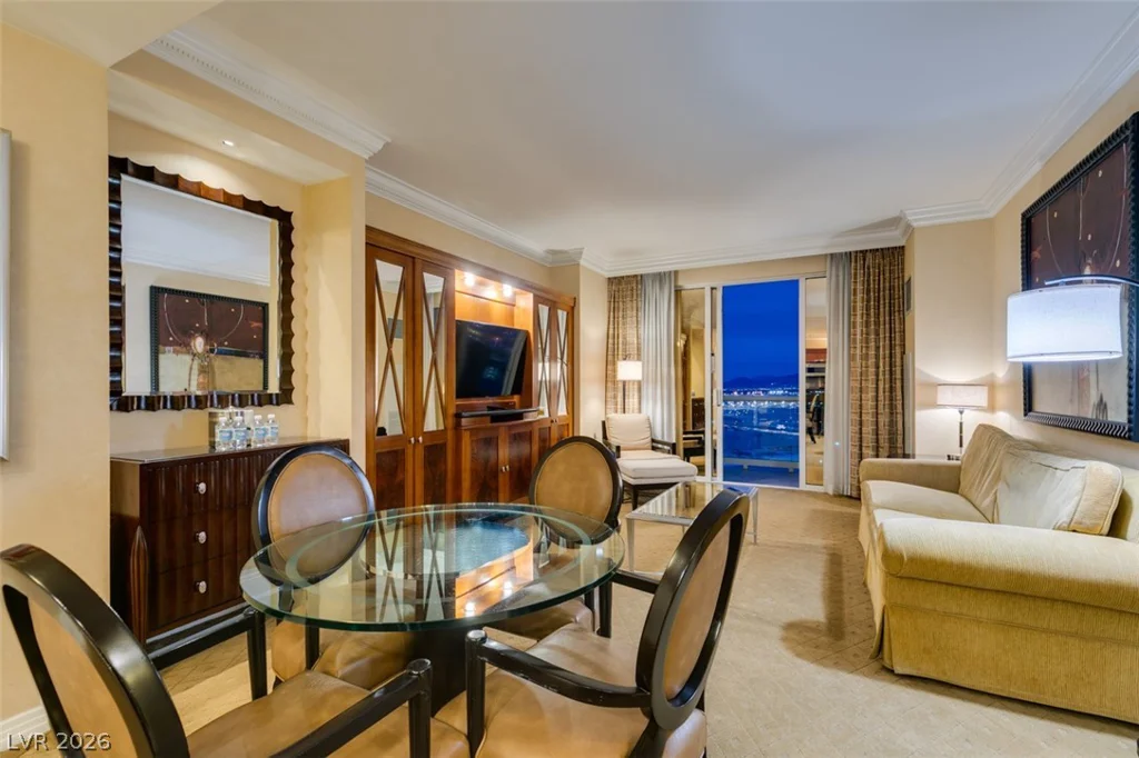 145 HARMON, Las Vegas, NV 89109
