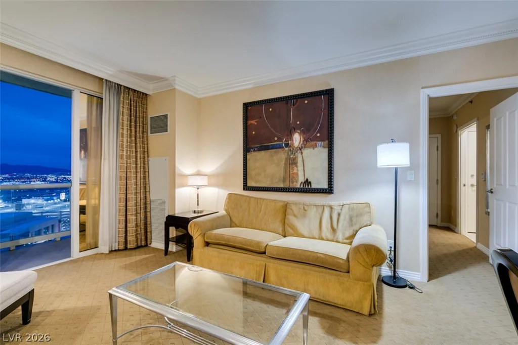 145 HARMON, Las Vegas, NV 89109