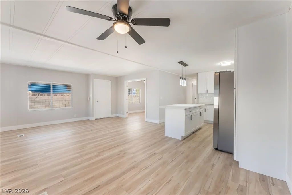 3342 Isle Royale, Las Vegas, NV 89122