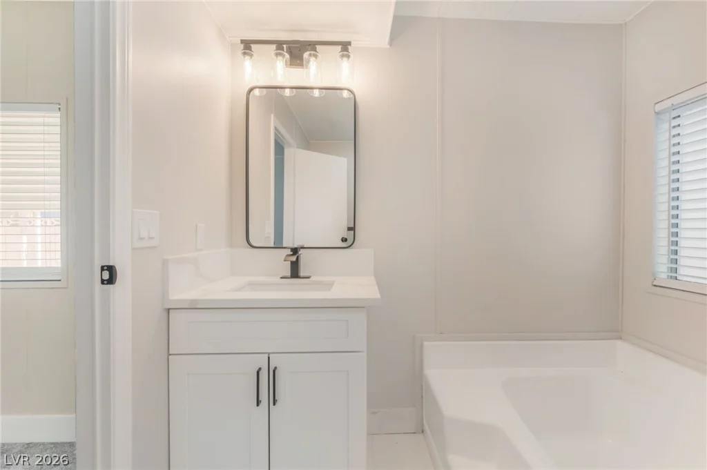 3342 Isle Royale, Las Vegas, NV 89122
