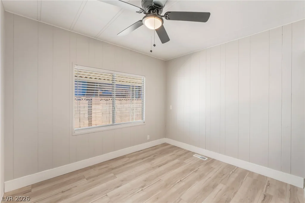 3342 Isle Royale, Las Vegas, NV 89122