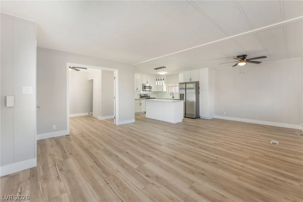 3342 Isle Royale, Las Vegas, NV 89122