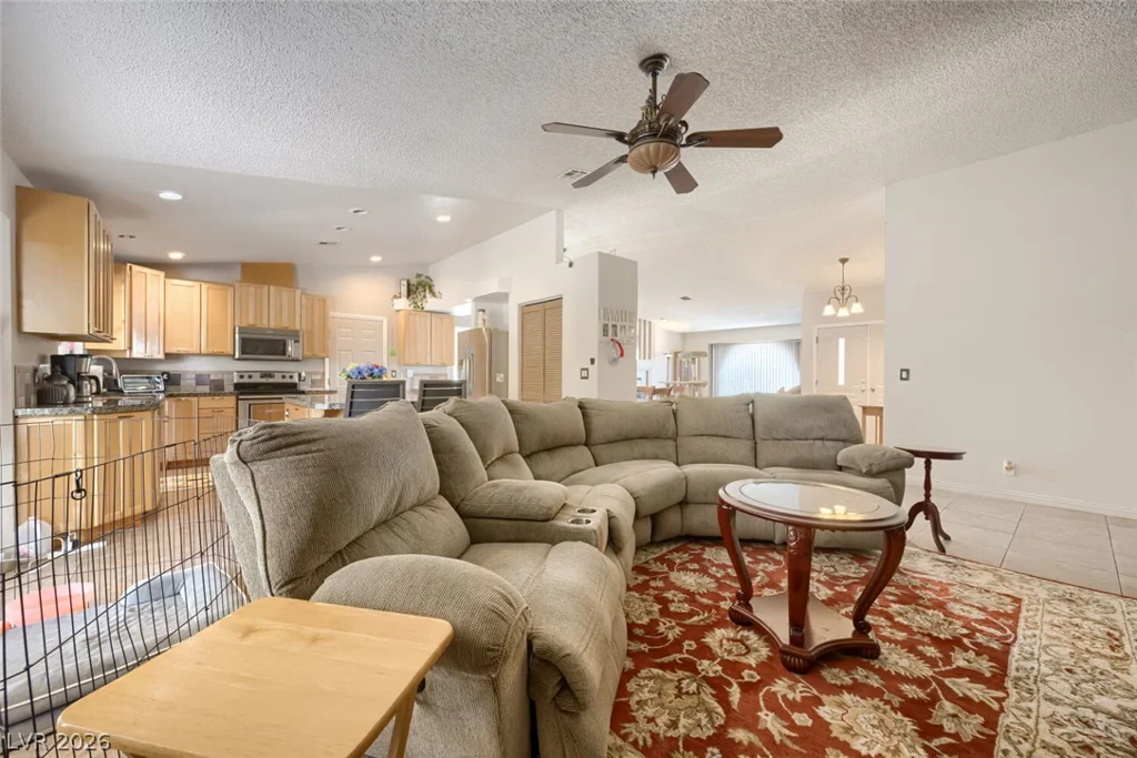 7671 Jones, Las Vegas, NV 89131