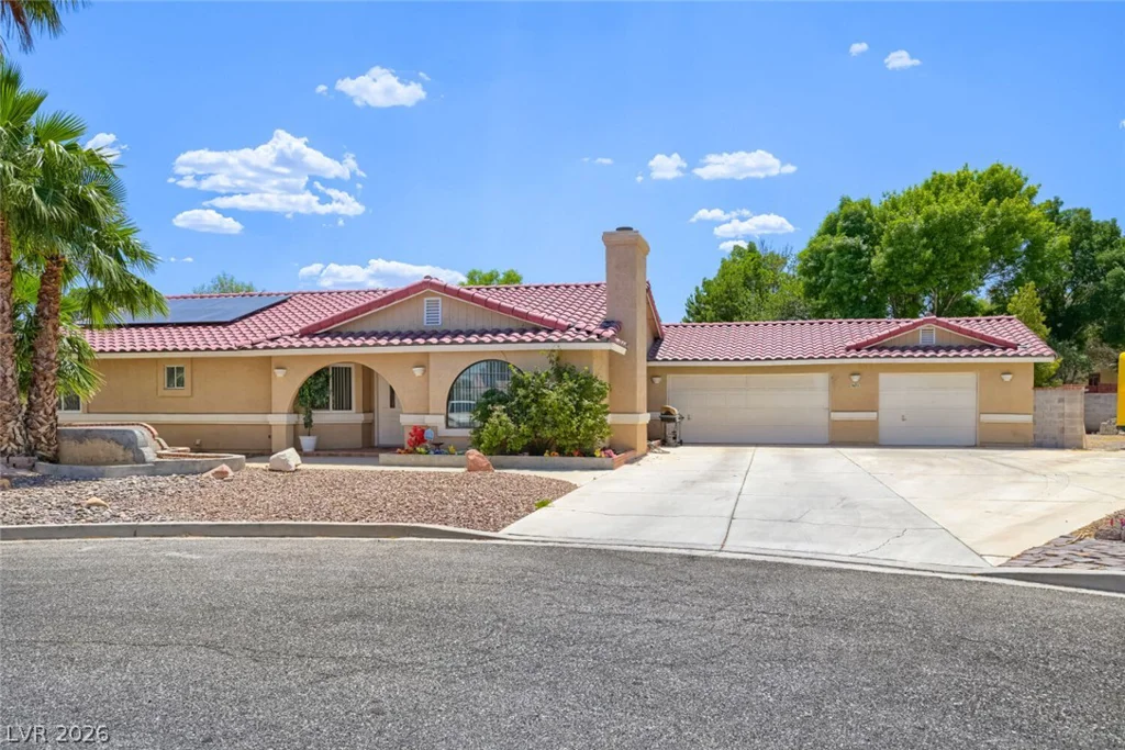 7671 Jones, Las Vegas, NV 89131