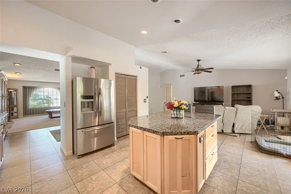 7671 Jones, Las Vegas, NV 89131