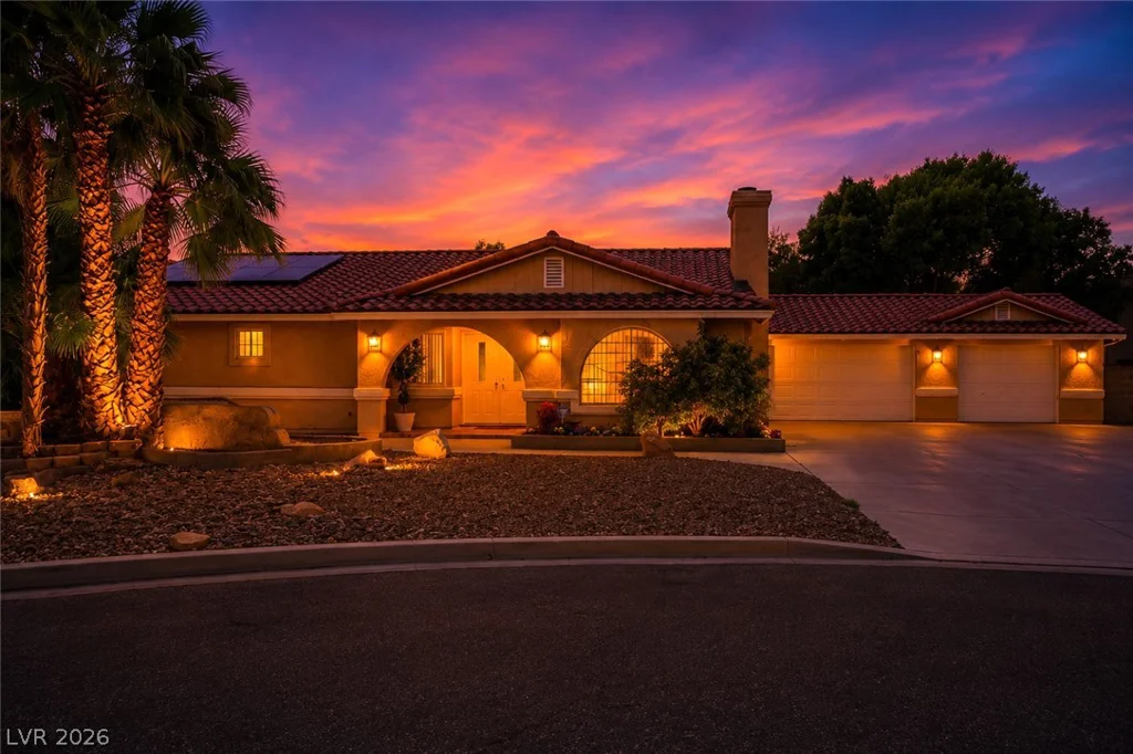 7671 Jones, Las Vegas, NV 89131