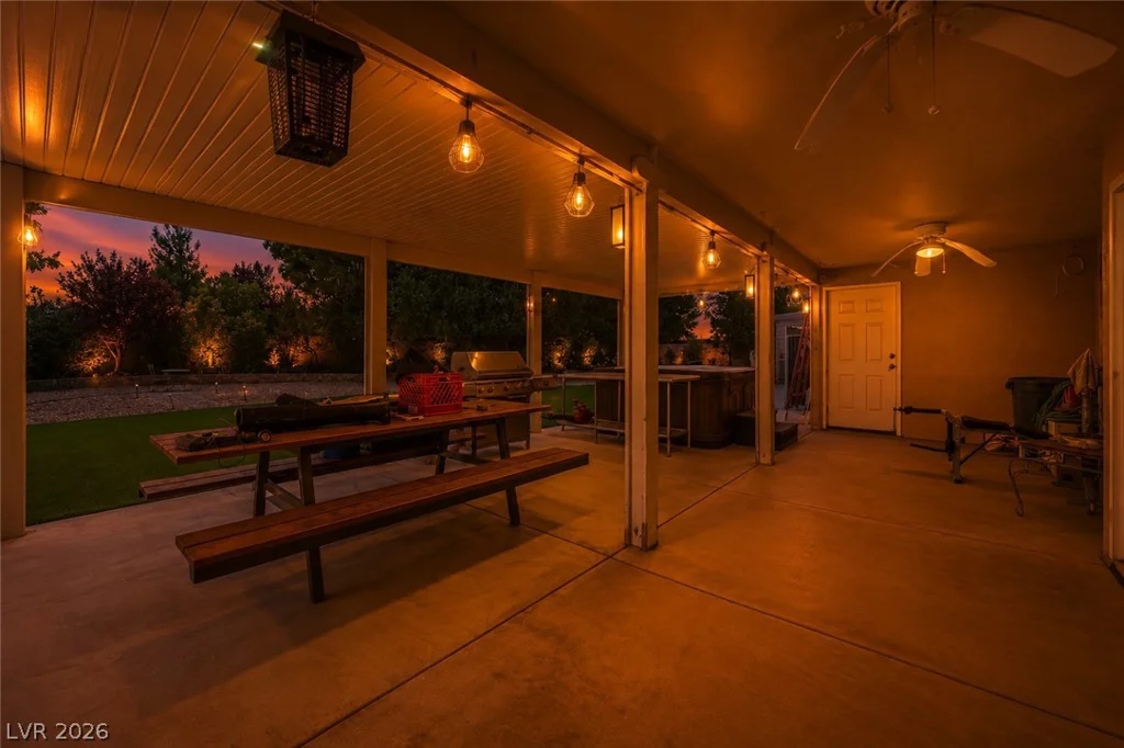 7671 Jones, Las Vegas, NV 89131