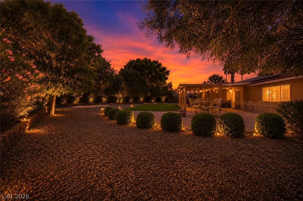7671 Jones, Las Vegas, NV 89131