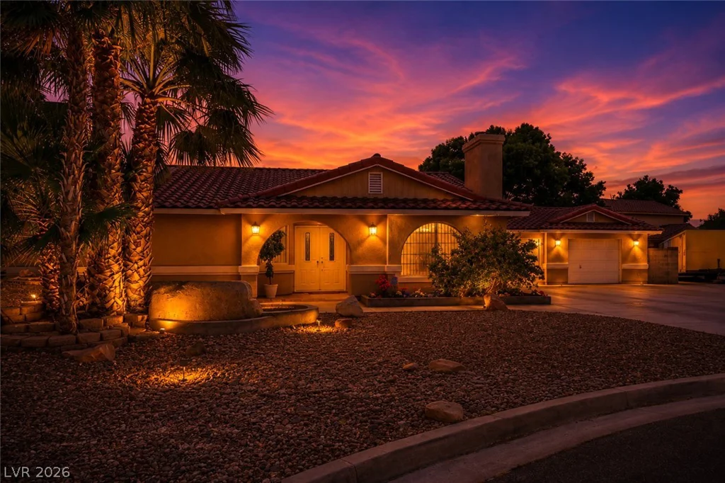 7671 Jones, Las Vegas, NV 89131