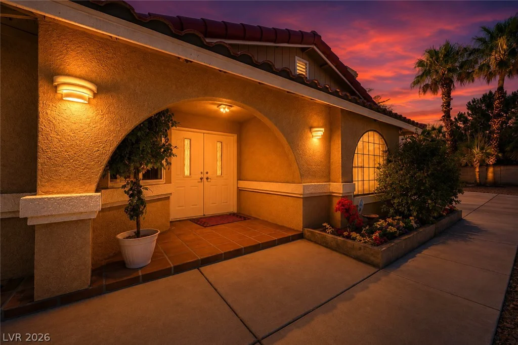 7671 Jones, Las Vegas, NV 89131