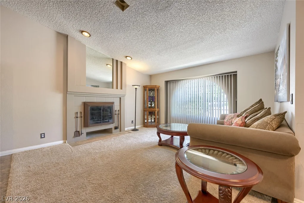 7671 Jones, Las Vegas, NV 89131