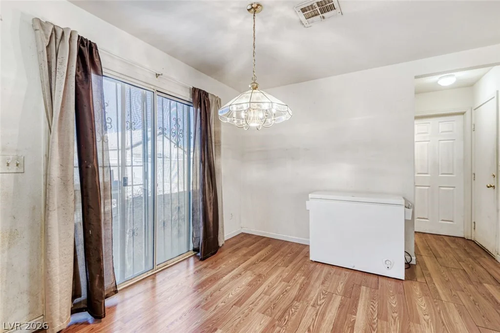 3893 White Cedar, Las Vegas, NV 89115
