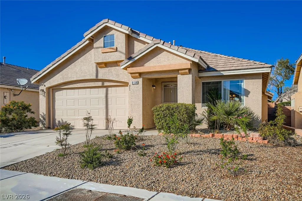 8136 Shady Glen, Las Vegas, NV 89131