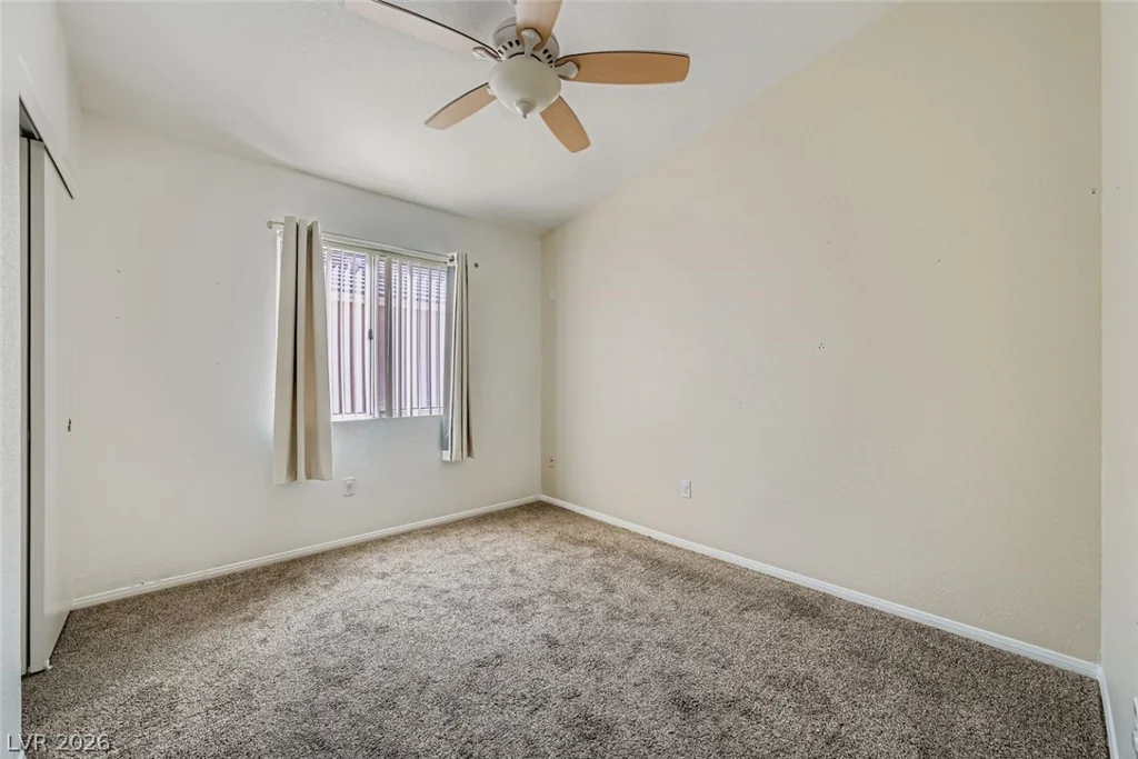 8136 Shady Glen, Las Vegas, NV 89131