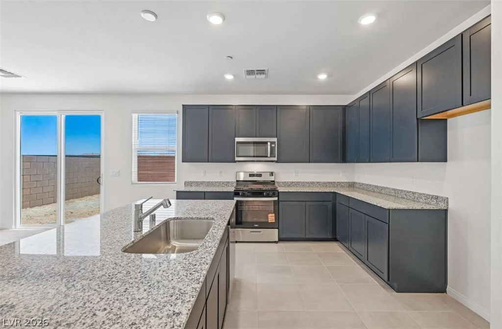 9572 Fiddleneck, Las Vegas, NV 89139