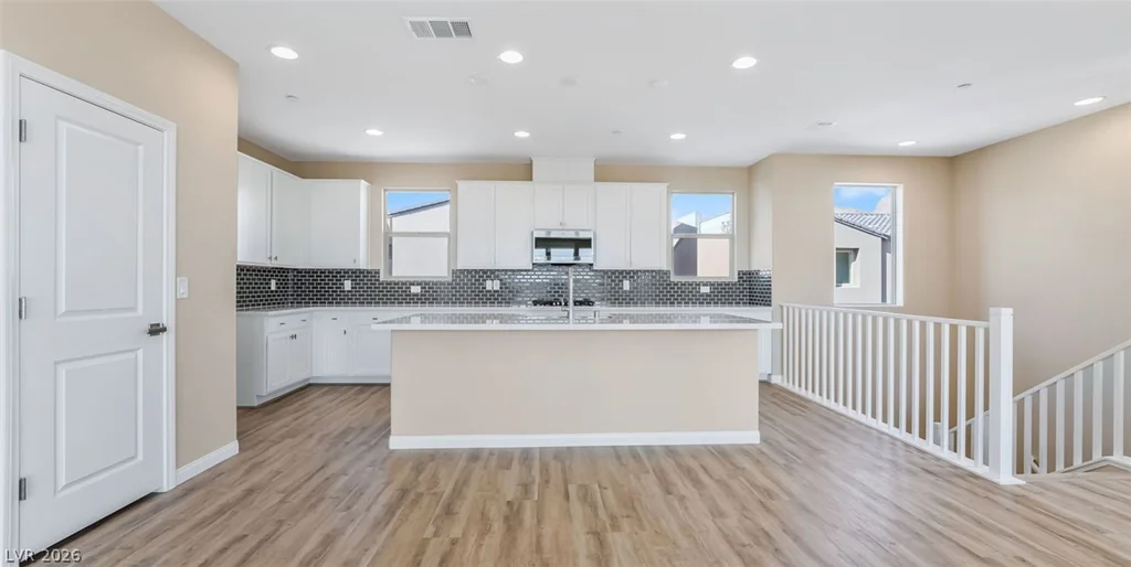1741 Desert Foothills, Las Vegas, NV 89138