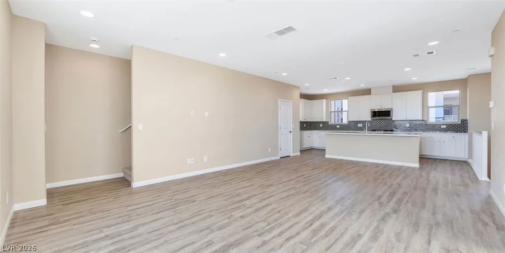 1741 Desert Foothills, Las Vegas, NV 89138