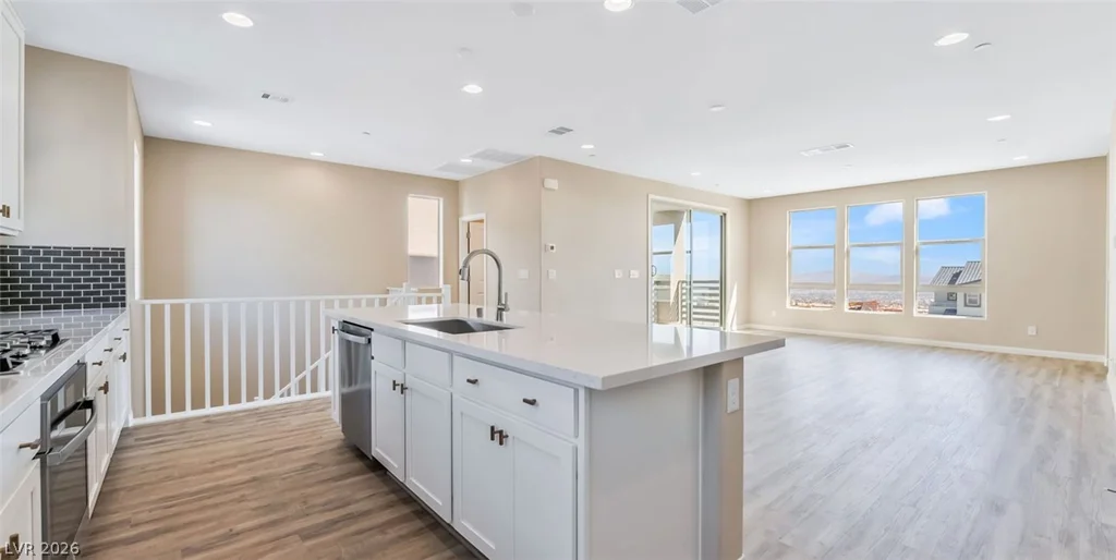 1741 Desert Foothills, Las Vegas, NV 89138